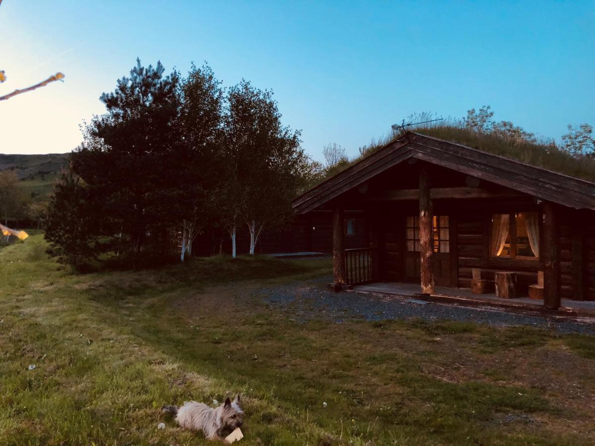 Log Home Village Ulverston Ngoại thất bức ảnh