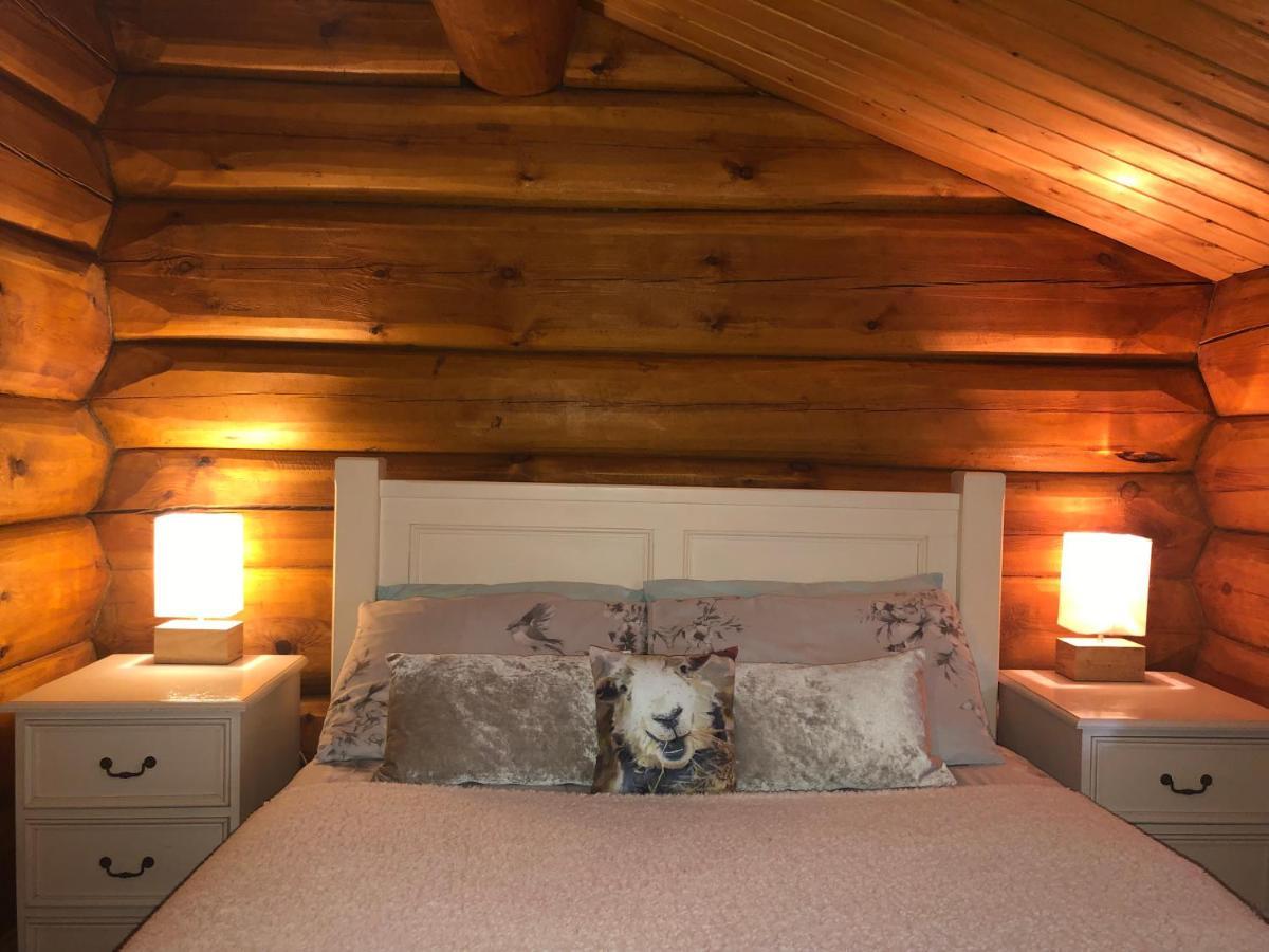 Log Home Village Ulverston Ngoại thất bức ảnh