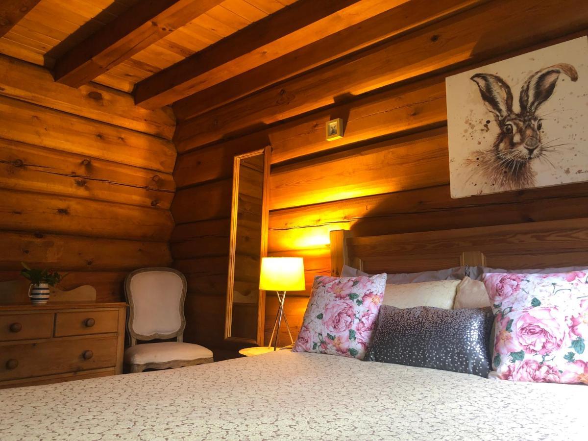 Log Home Village Ulverston Ngoại thất bức ảnh
