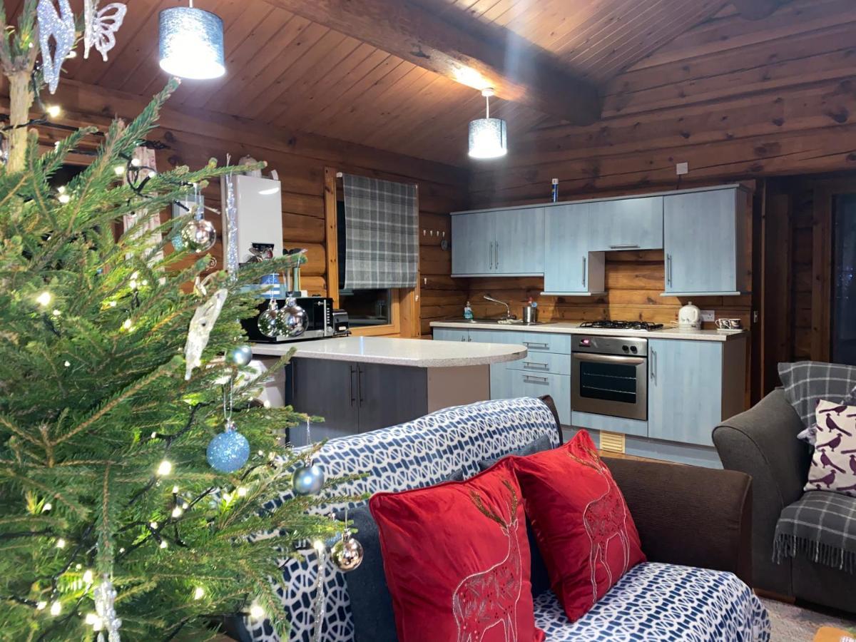Log Home Village Ulverston Ngoại thất bức ảnh